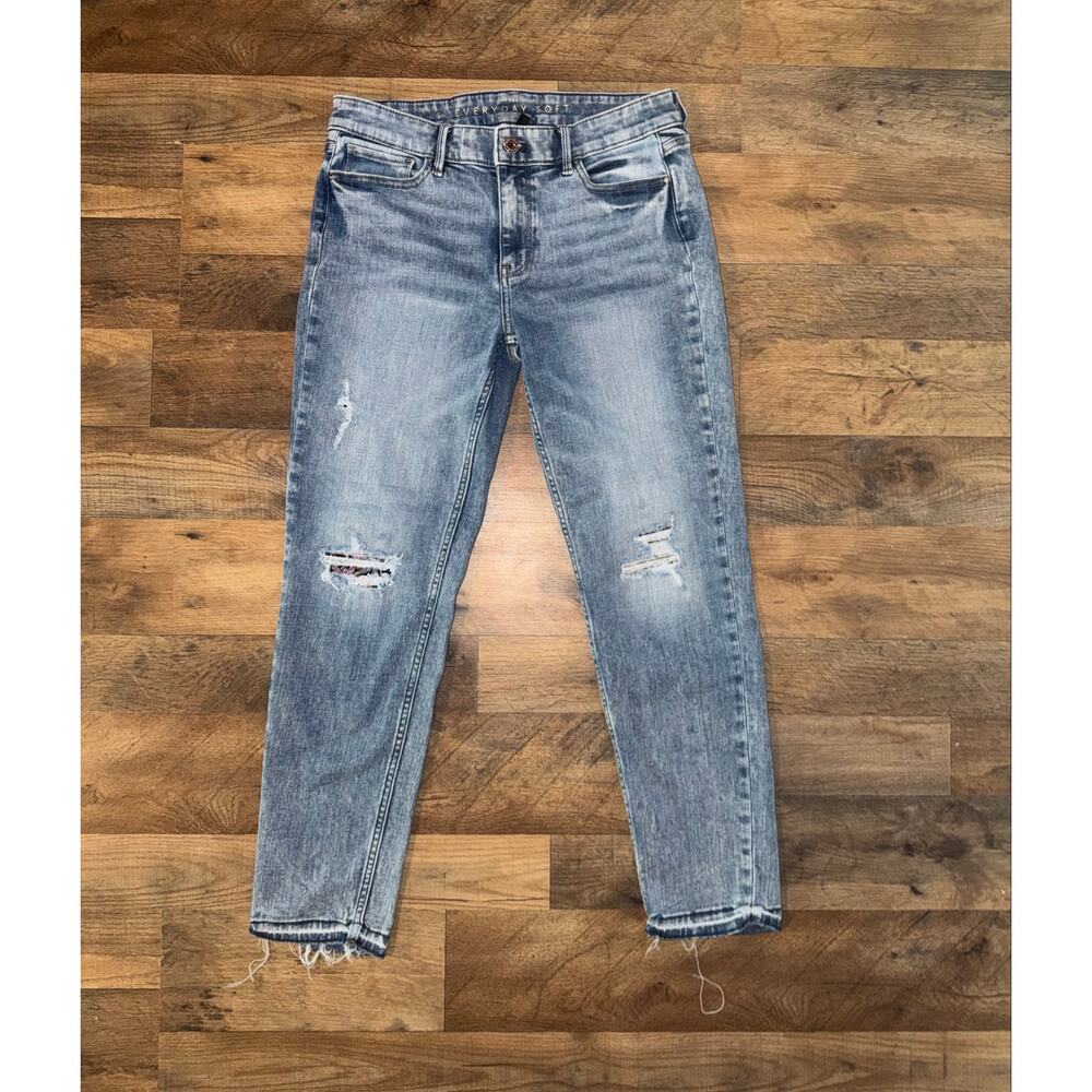 White House black market women’s girlfriend mid rise everyday denim jeans - Picture 12 of 16